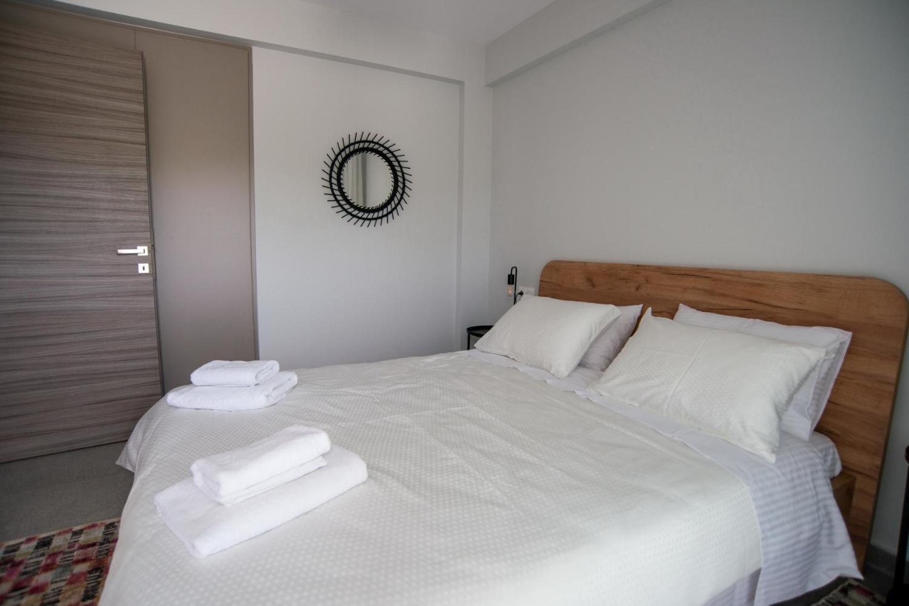 Eugea Apartments Lefkada City Екстер'єр фото